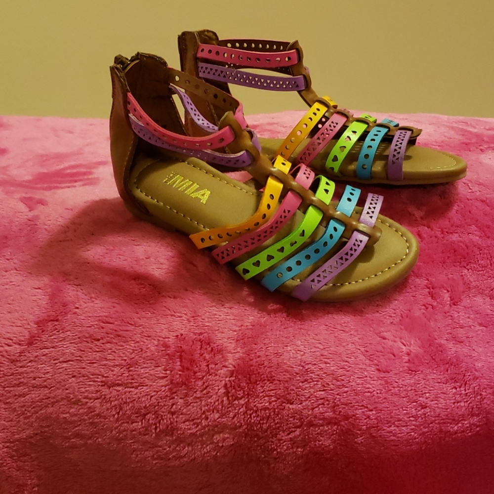 Mia girls sandals